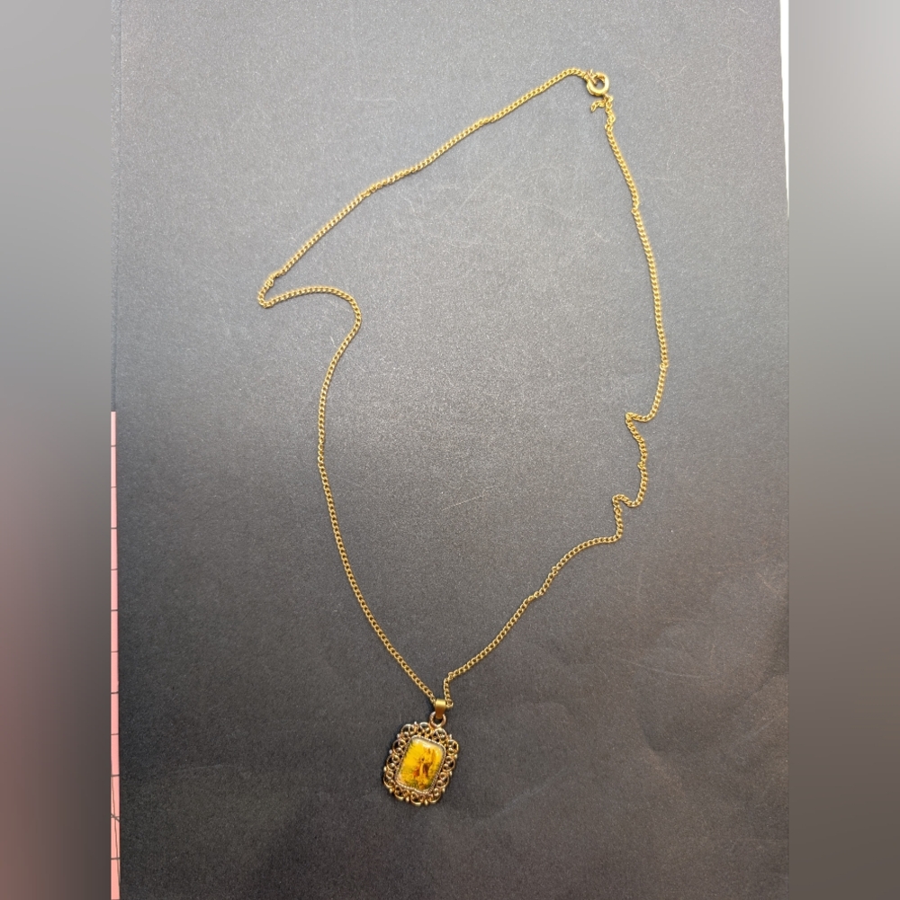Antique Gold and Yellow Pendant Necklace
